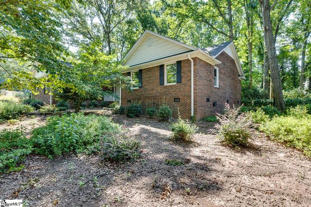 100 Fox Hollow Court, Simpsonville, SC 29680