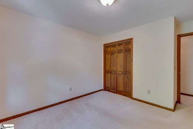100 Fox Hollow Court, Simpsonville, SC 29680