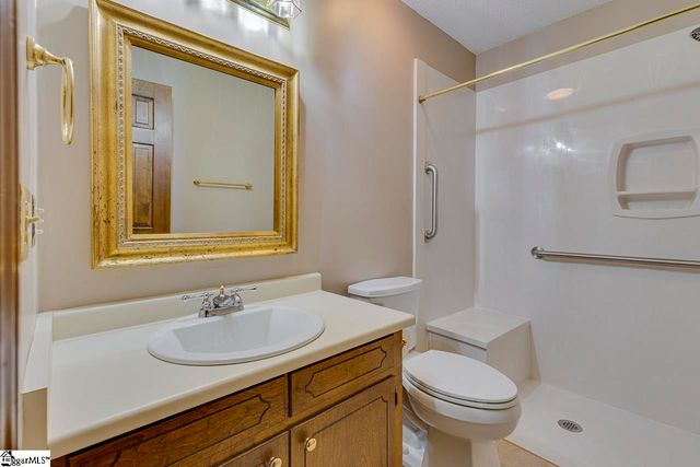 100 Fox Hollow Court, Simpsonville, SC 29680