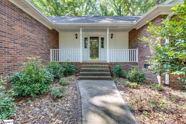 100 Fox Hollow Court, Simpsonville, SC 29680