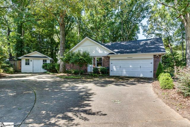100 Fox Hollow Court, Simpsonville, SC 29680