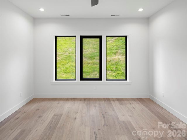 504 Blue River Drive, Arden, NC 28704