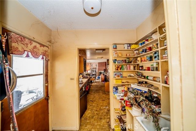 1550 Marion Road, Redlands, CA 92374