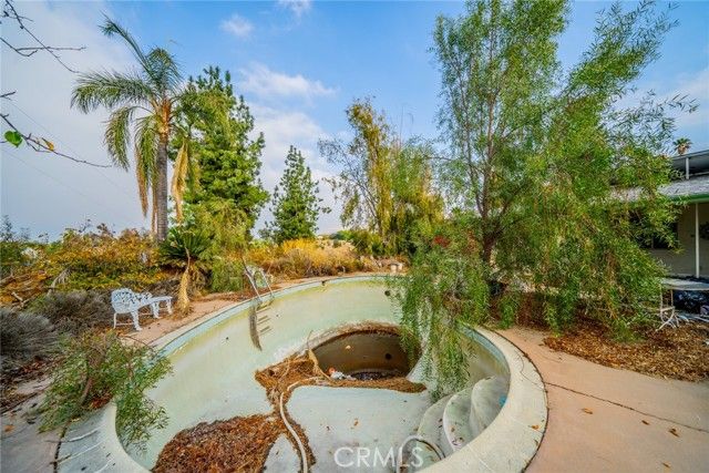 1550 Marion Road, Redlands, CA 92374