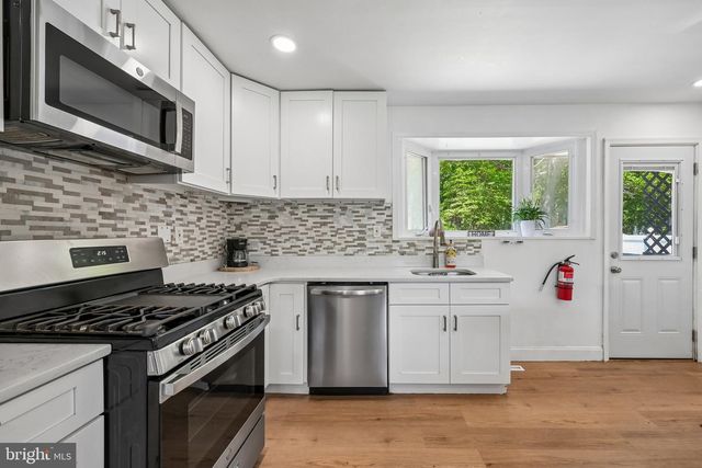118 COUNTRY CLUB RD, Pine Hill, NJ 08021