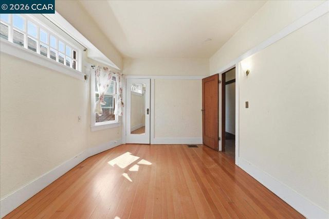4113 Terrace St, Oakland, CA 94611