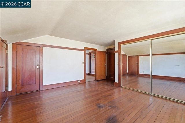 4113 Terrace St, Oakland, CA 94611