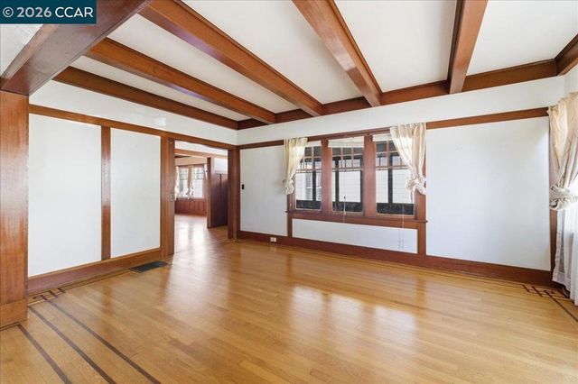 4113 Terrace St, Oakland, CA 94611