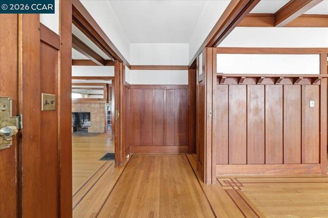 4113 Terrace St, Oakland, CA 94611