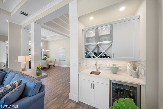 6076 Lucaya WAY, Naples, FL 34113