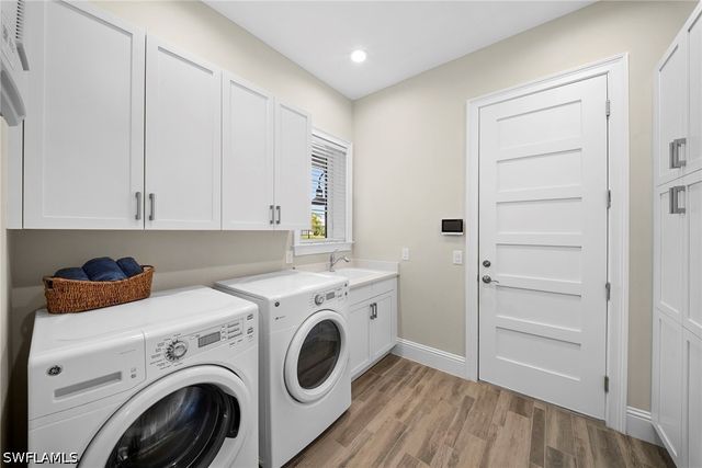 6076 Lucaya WAY, Naples, FL 34113