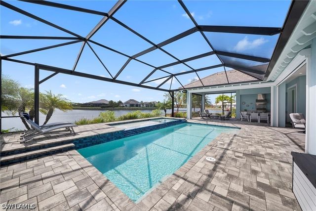 6076 Lucaya WAY, Naples, FL 34113