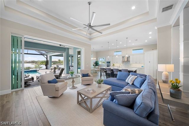 6076 Lucaya WAY, Naples, FL 34113