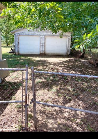 113 Moon Street, Cleburne, TX 76033