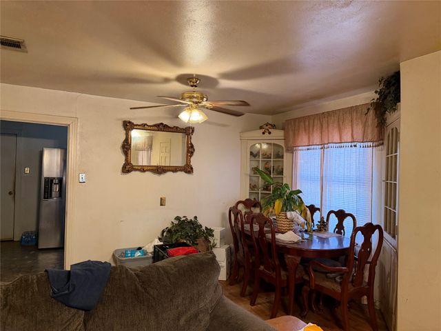 113 Moon Street, Cleburne, TX 76033