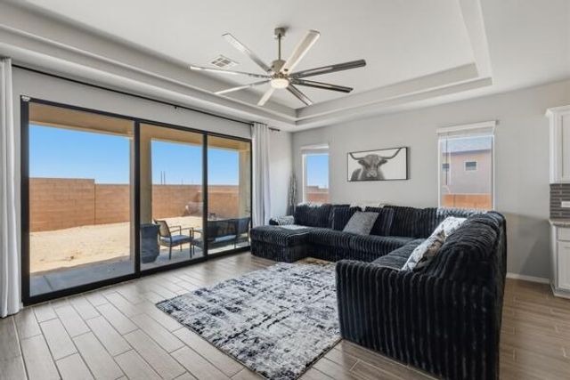 4654 Manzano Peak Street SW, Los Lunas, NM 87031