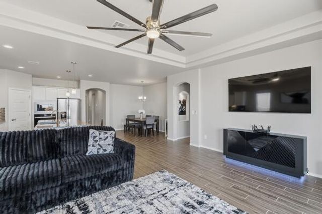 4654 Manzano Peak Street SW, Los Lunas, NM 87031