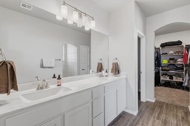 4654 Manzano Peak Street SW, Los Lunas, NM 87031