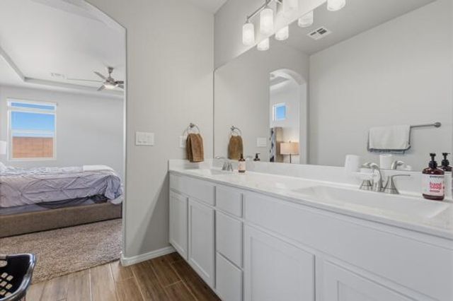 4654 Manzano Peak Street SW, Los Lunas, NM 87031