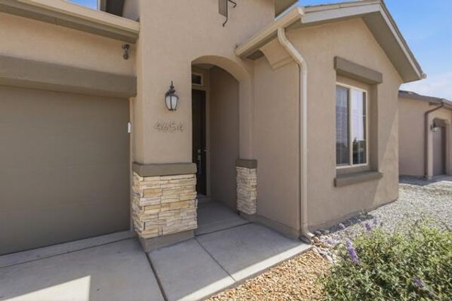 4654 Manzano Peak Street SW, Los Lunas, NM 87031