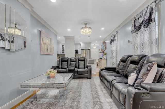 10749 117th Street, Richmond Hill, NY 11419