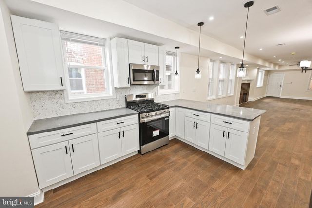 6134 WASHINGTON AVE, Philadelphia, PA 19143