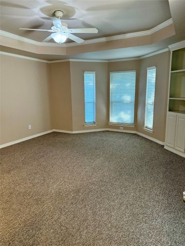 106 Wellington Court, Waxahachie, TX 75165