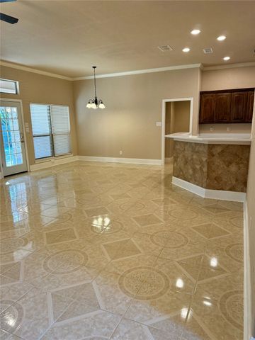 106 Wellington Court, Waxahachie, TX 75165