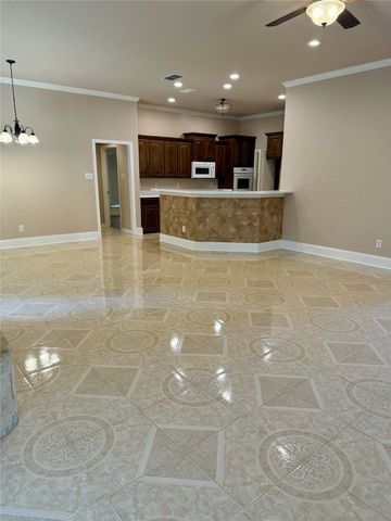 106 Wellington Court, Waxahachie, TX 75165