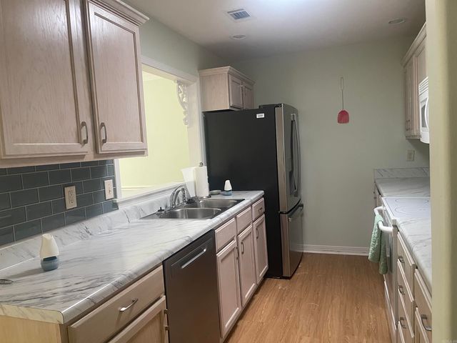 746 Embassy Parkway, Mountain Home, AR 72653