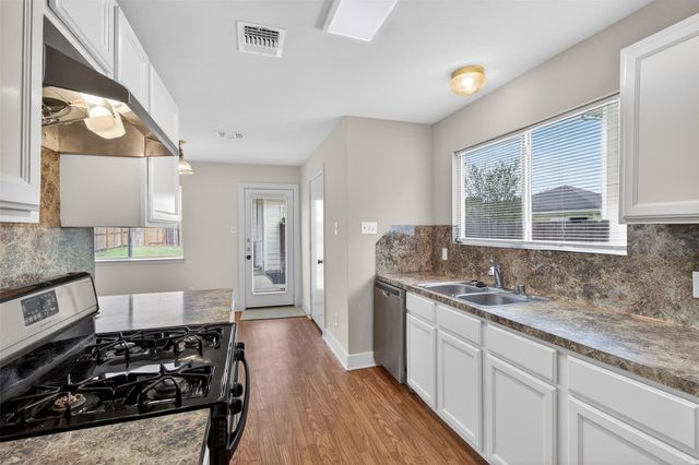 803 Dragonfly Drive, Conroe, TX 77301