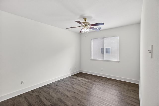 803 Dragonfly Drive, Conroe, TX 77301