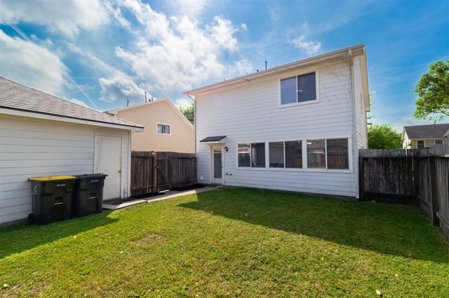 803 Dragonfly Drive, Conroe, TX 77301