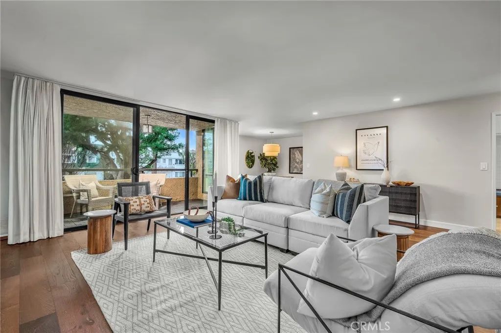 2538 E 2nd Street 104, Long Beach, CA 90803