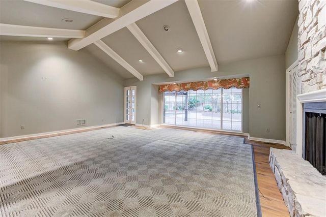 1433 Glenbrook Drive, Oklahoma City, OK 73118