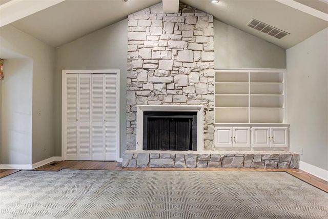 1433 Glenbrook Drive, Oklahoma City, OK 73118