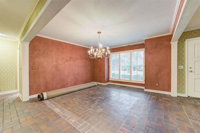 1433 Glenbrook Drive, Oklahoma City, OK 73118
