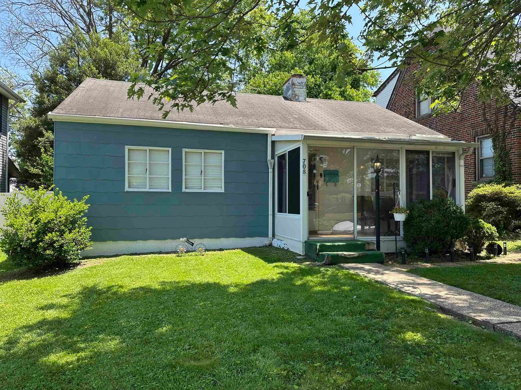 708 5th Street West, Huntington, WV 25701