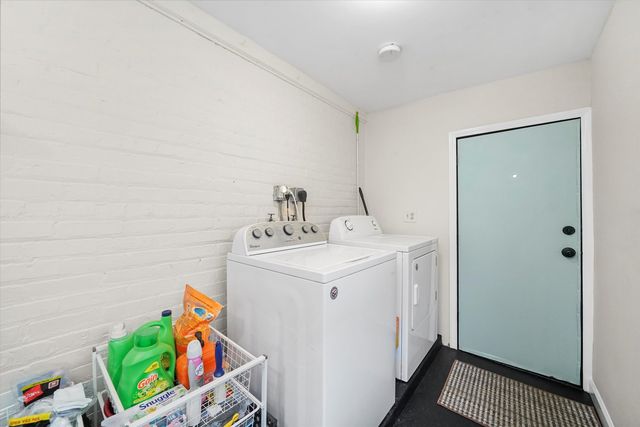 1811 N 72nd Court, Elmwood Park, IL 60707