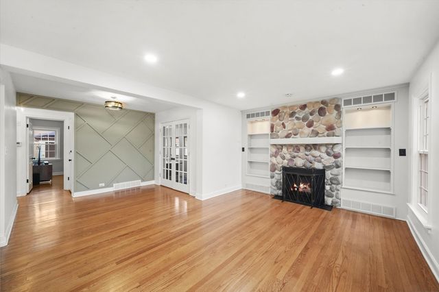 1811 N 72nd Court, Elmwood Park, IL 60707