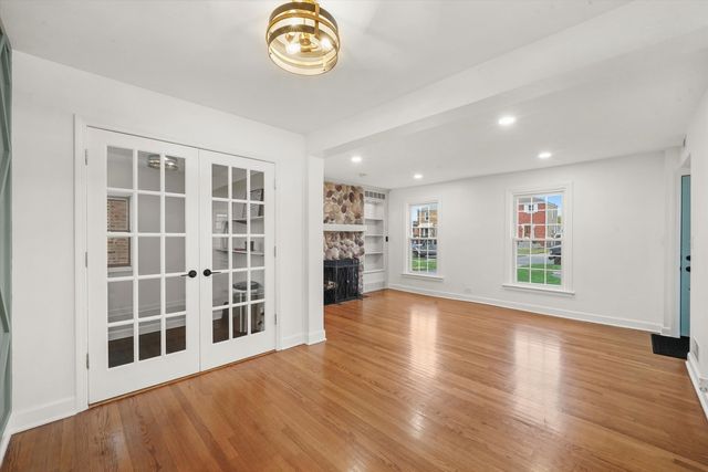 1811 N 72nd Court, Elmwood Park, IL 60707