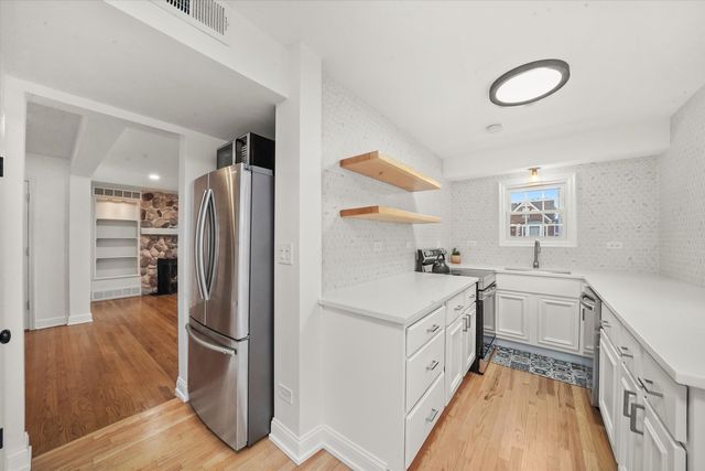 1811 N 72nd Court, Elmwood Park, IL 60707