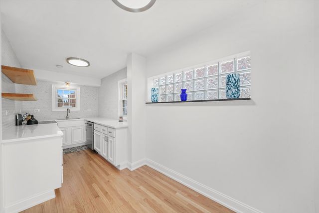 1811 N 72nd Court, Elmwood Park, IL 60707