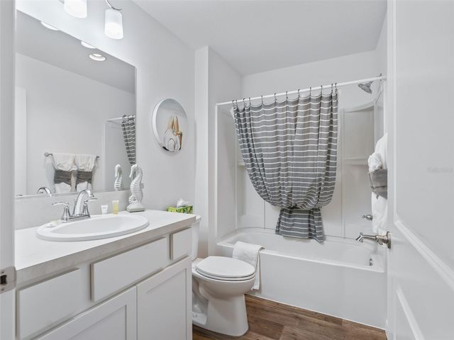4953 ELLIE LANE, The Villages, FL 32163