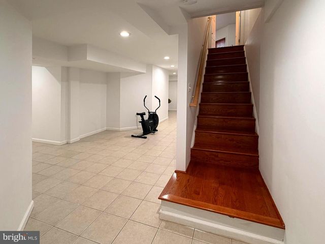 1986 RETTA GILLIAM CT SE, Washington, DC 20020