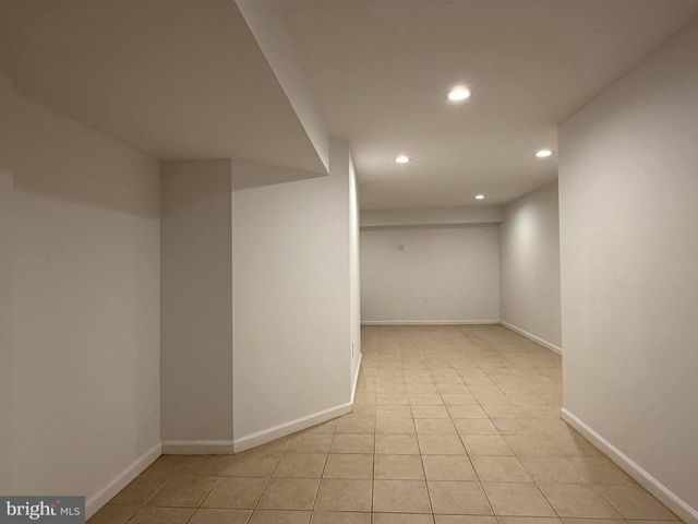 1986 RETTA GILLIAM CT SE, Washington, DC 20020