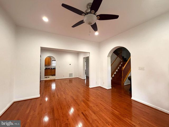 1986 RETTA GILLIAM CT SE, Washington, DC 20020