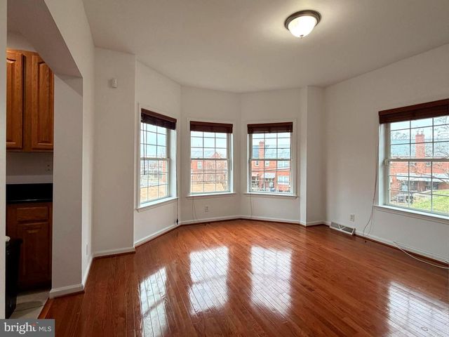 1986 RETTA GILLIAM CT SE, Washington, DC 20020