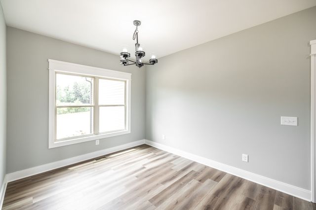 1200 Vickie Ln, Portland, TN 37148