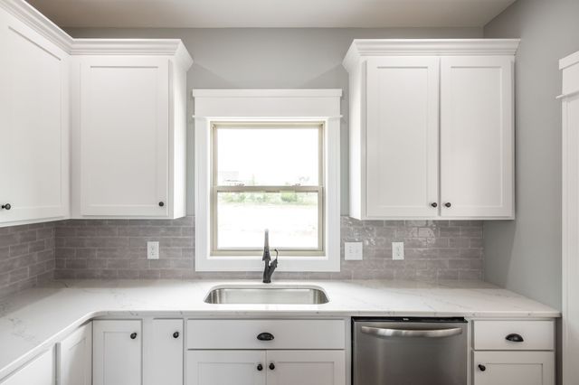 1200 Vickie Ln, Portland, TN 37148